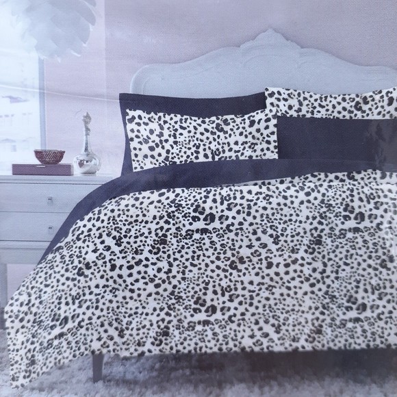 Betsey Johnson Water Leopard Print Duvet Cover & Sham Set Twin - Picture 2 of 10
